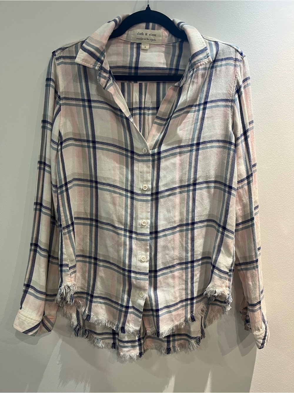 Cloth & Stone Plaid Button-Down Shirt Frayed Hem Sz Small